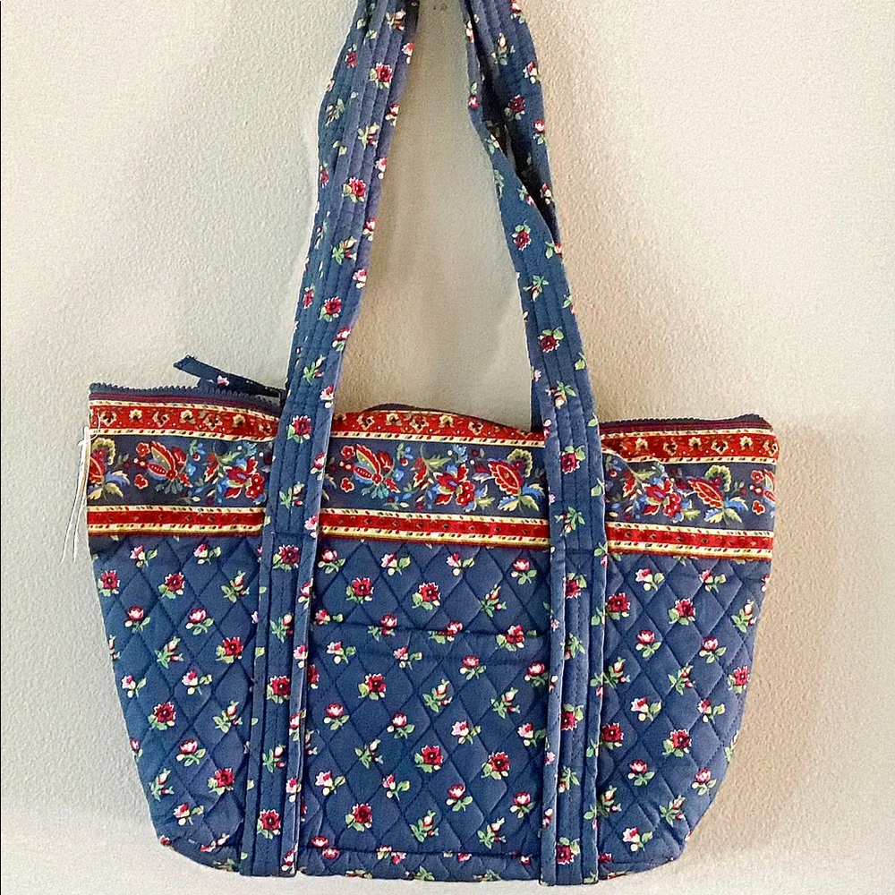 2/$22 NWT Denim Blue large QK Quilted Bag